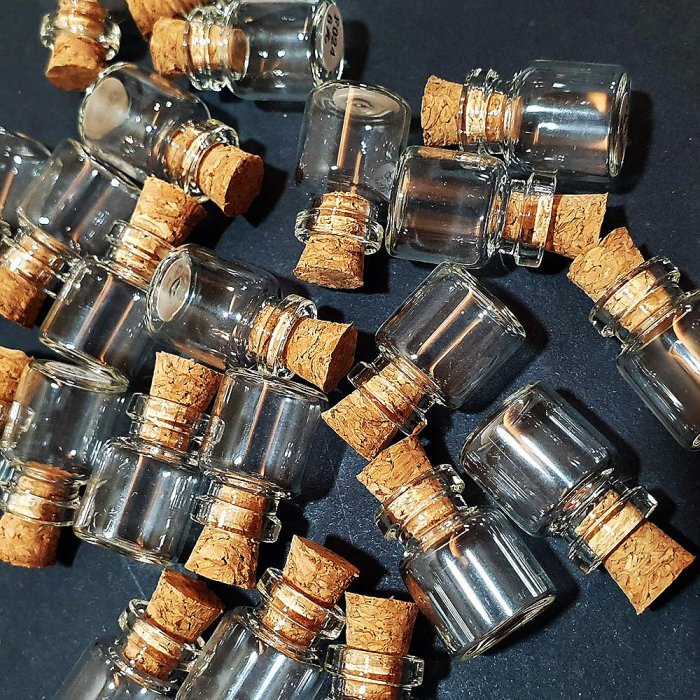 Wholesale Mini Glass Bottles D - Candle Making Glass Jars 评论和价格